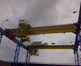References: Delivery of a Pair of 6.3t Grab Cranes