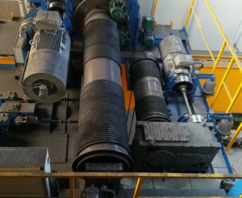 References: Delivery of a 50/8t Casting Crane